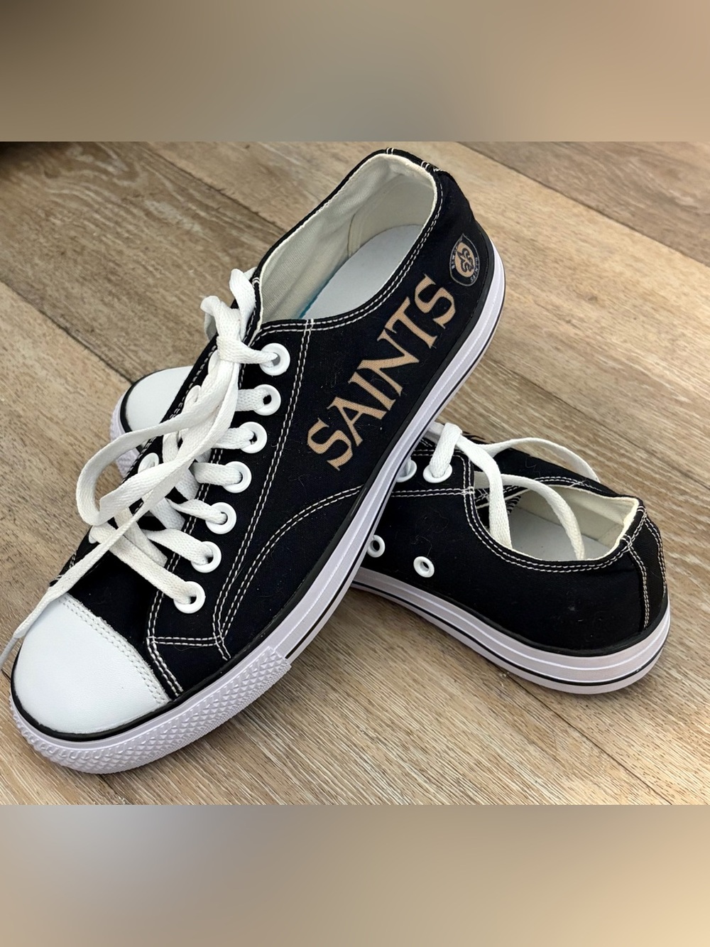 New Orleans Saints Canvas Sneakers Sz 38